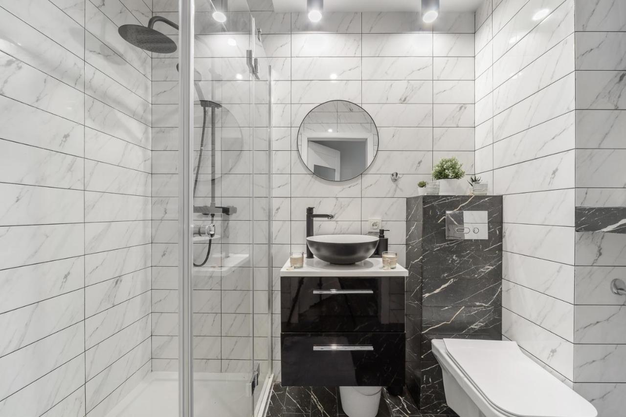 Lumina Cozy Apartments Manufaktura Лодз Екстериор снимка