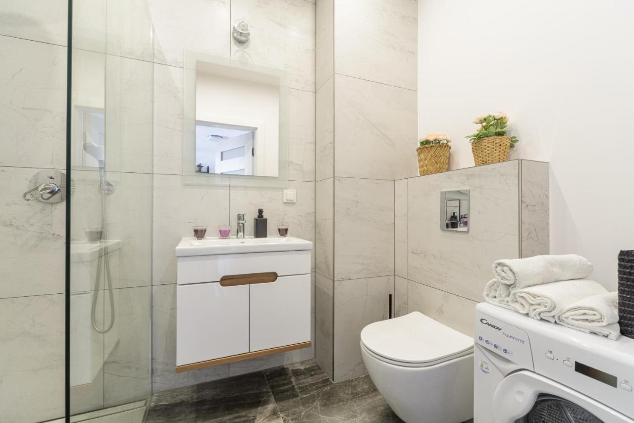 Lumina Cozy Apartments Manufaktura Лодз Екстериор снимка