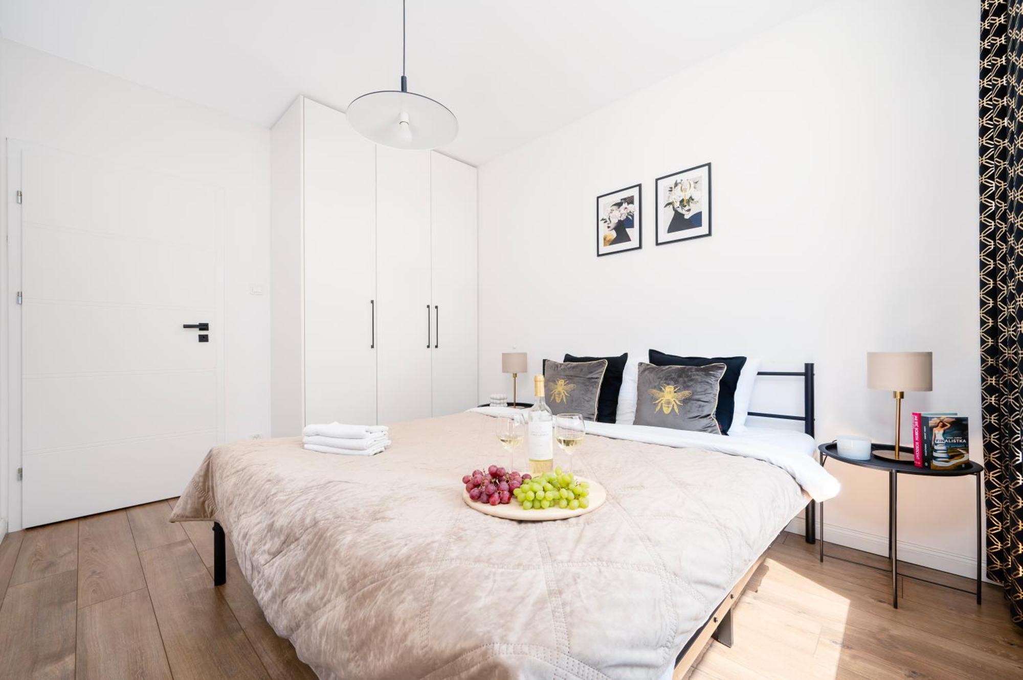 Lumina Cozy Apartments Manufaktura Лодз Екстериор снимка